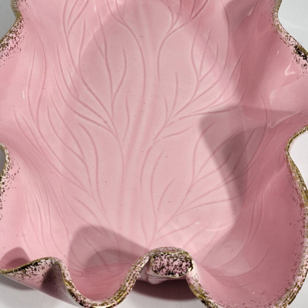 Large Pink Ceramic Ruffled Edge Leaf-Shaped Bowl with Gold Accents Marked 101 K - Picture 5 of 10